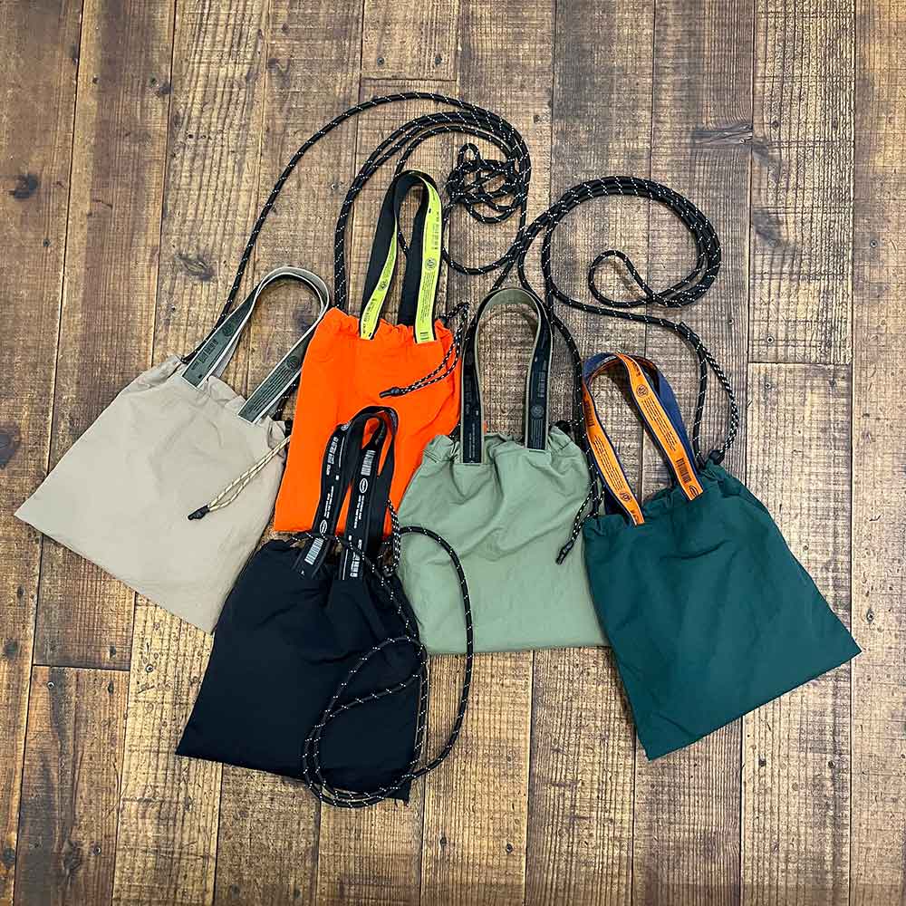 [79120] WASH NYLON DRAWSTING BAG (WEEKENDER) HEMING'S official online