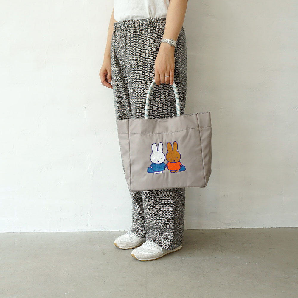 希少✨ブルガリ パレンテシ トートバッグ アナグラムキルティング ロゴチャーム Dick Bruna] DB/カレッジトート – HEMING'S official online store