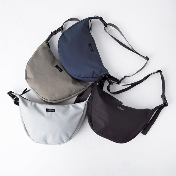 [SOLEIL] スリークショルダーバッグ