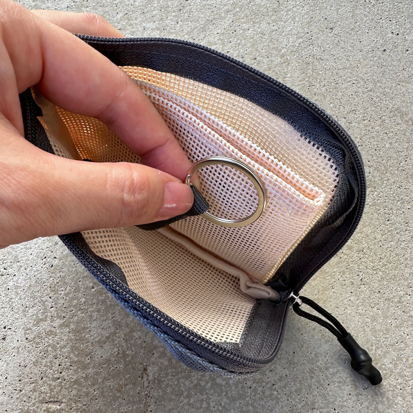 [WEEKENDER] PVC MESH MULTI CASE