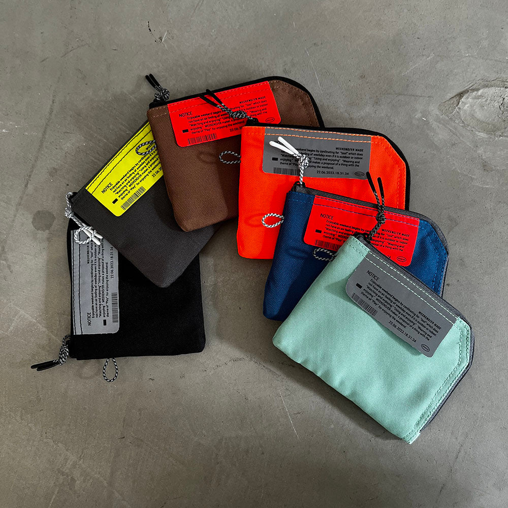 [WEEKENDER] BASIC MULTI CASE