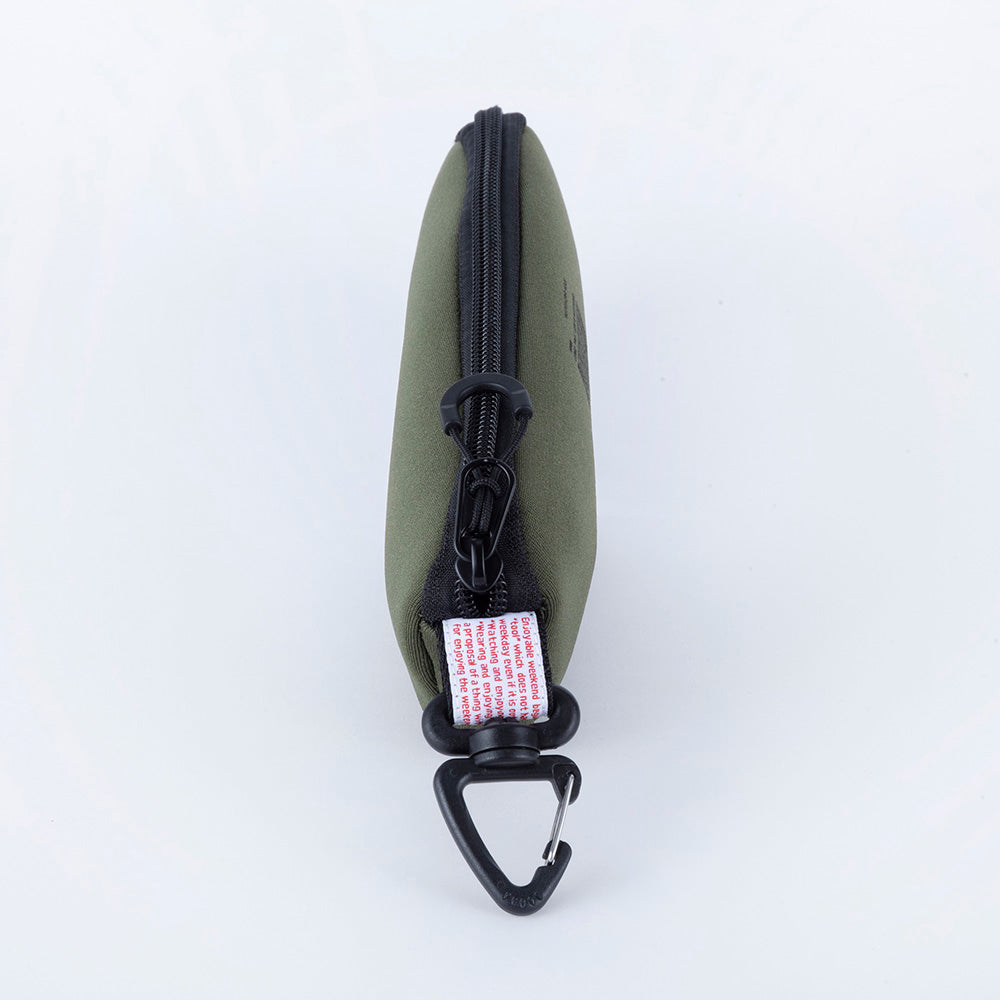 [WEEKENDER] CUSHION GRASS CASE