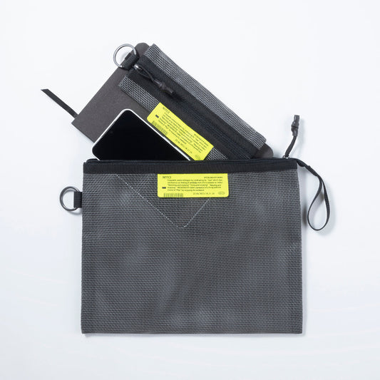 [WEEKENDER] PVC MESH FLAT CASE