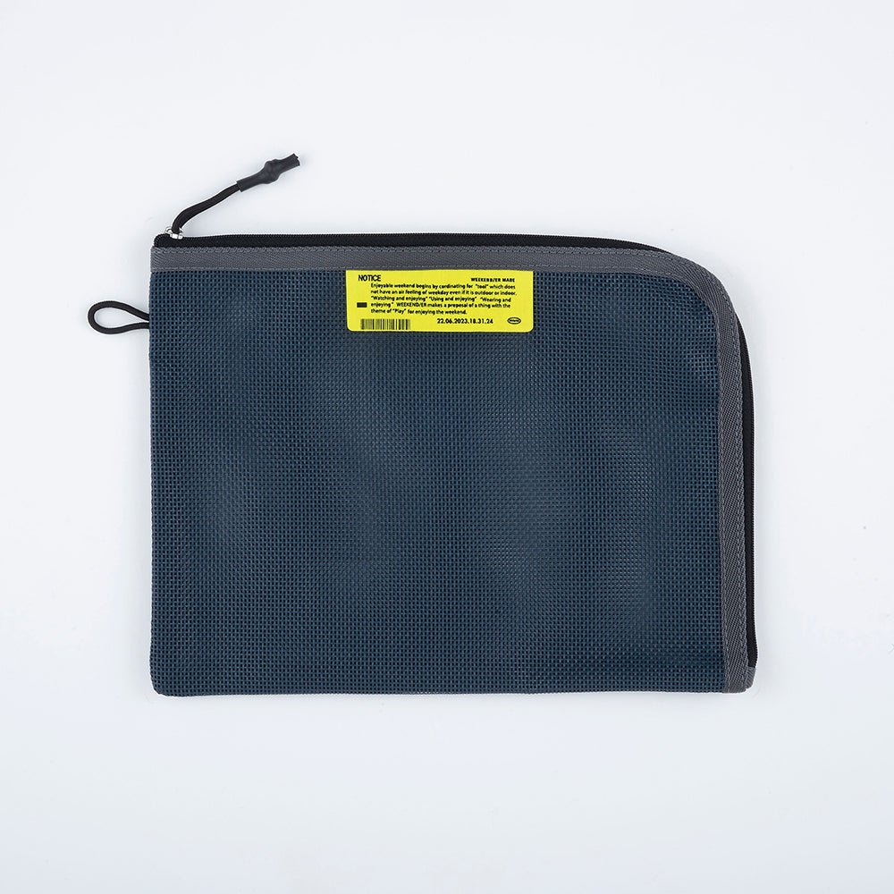 [WEEKENDER] PVC MESH FLAT CASE