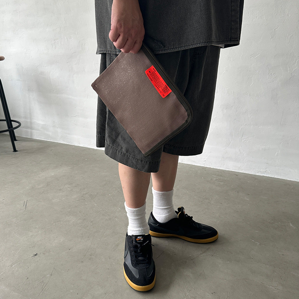 [WEEKENDER] PVC MESH FLAT CASE