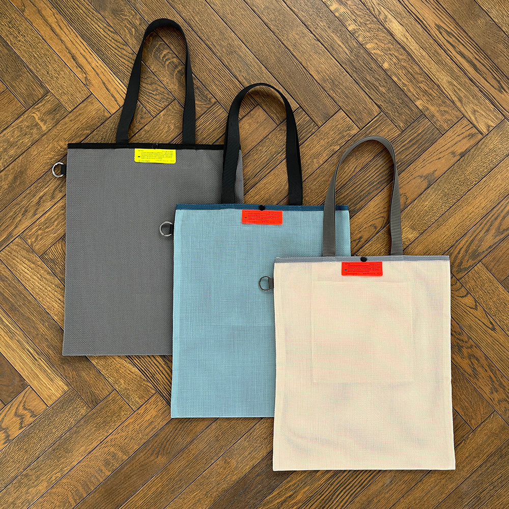 [WEEKENDER] PVC MESH FLAT TOTE BAG