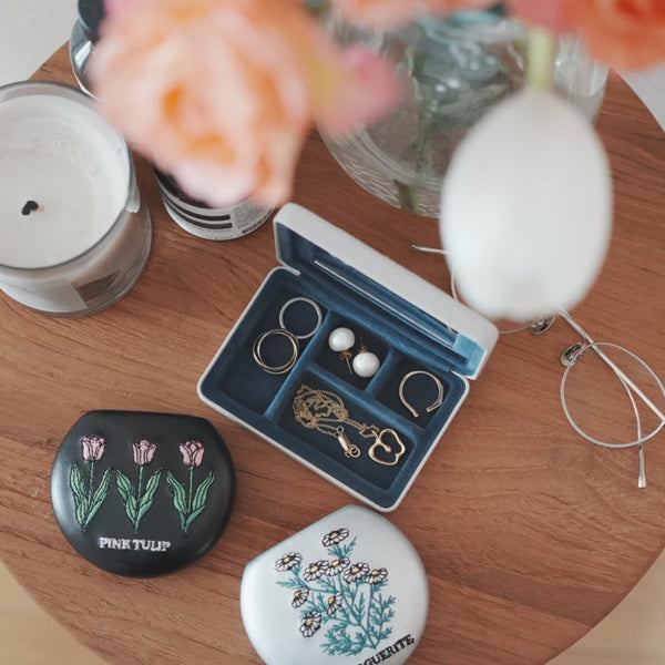 [JOliJOli] キャリング刺繍ラウンドケース