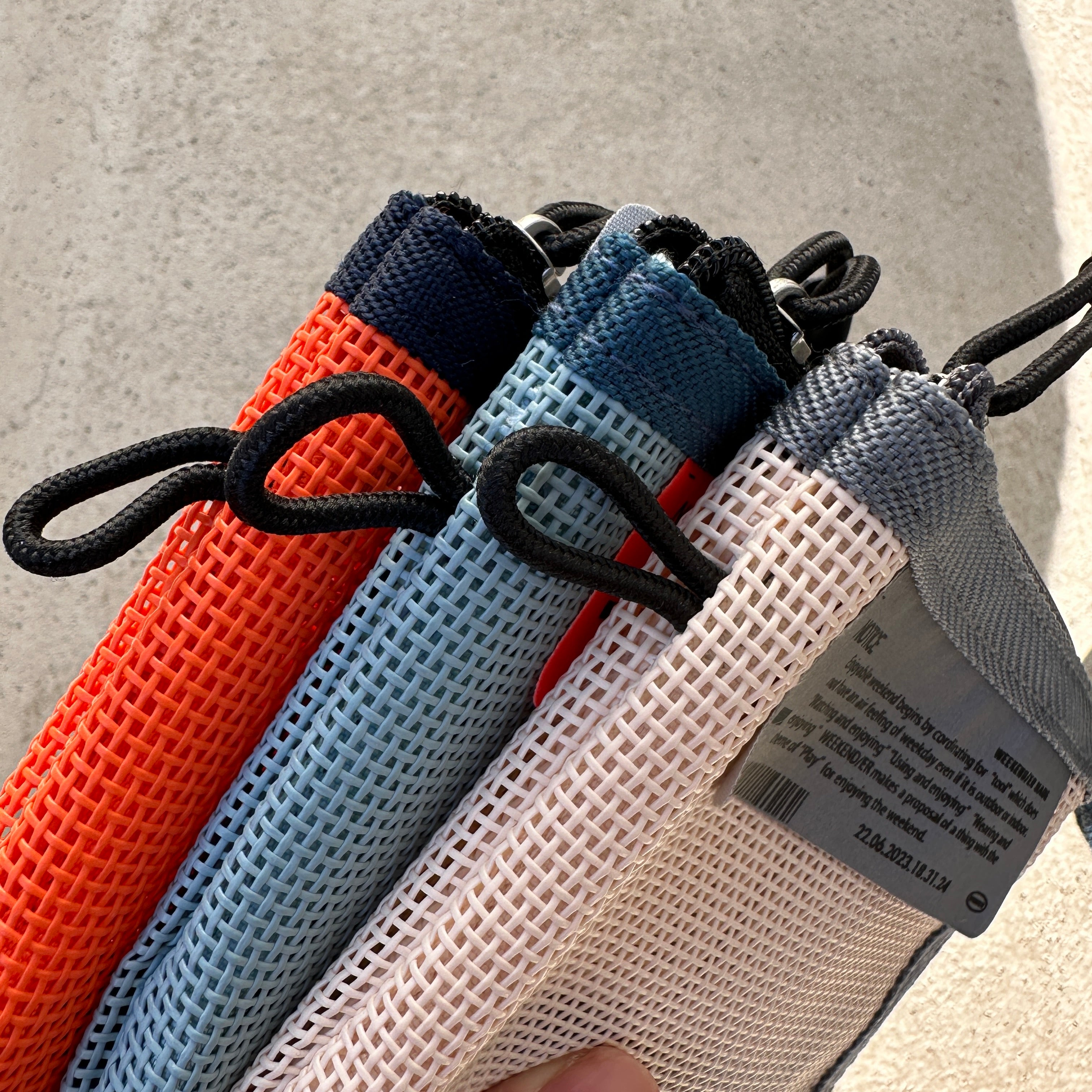 &TEAM マルチケース WEEKENDER] PVC MESH MULTI CASE – HEMING'S official online store