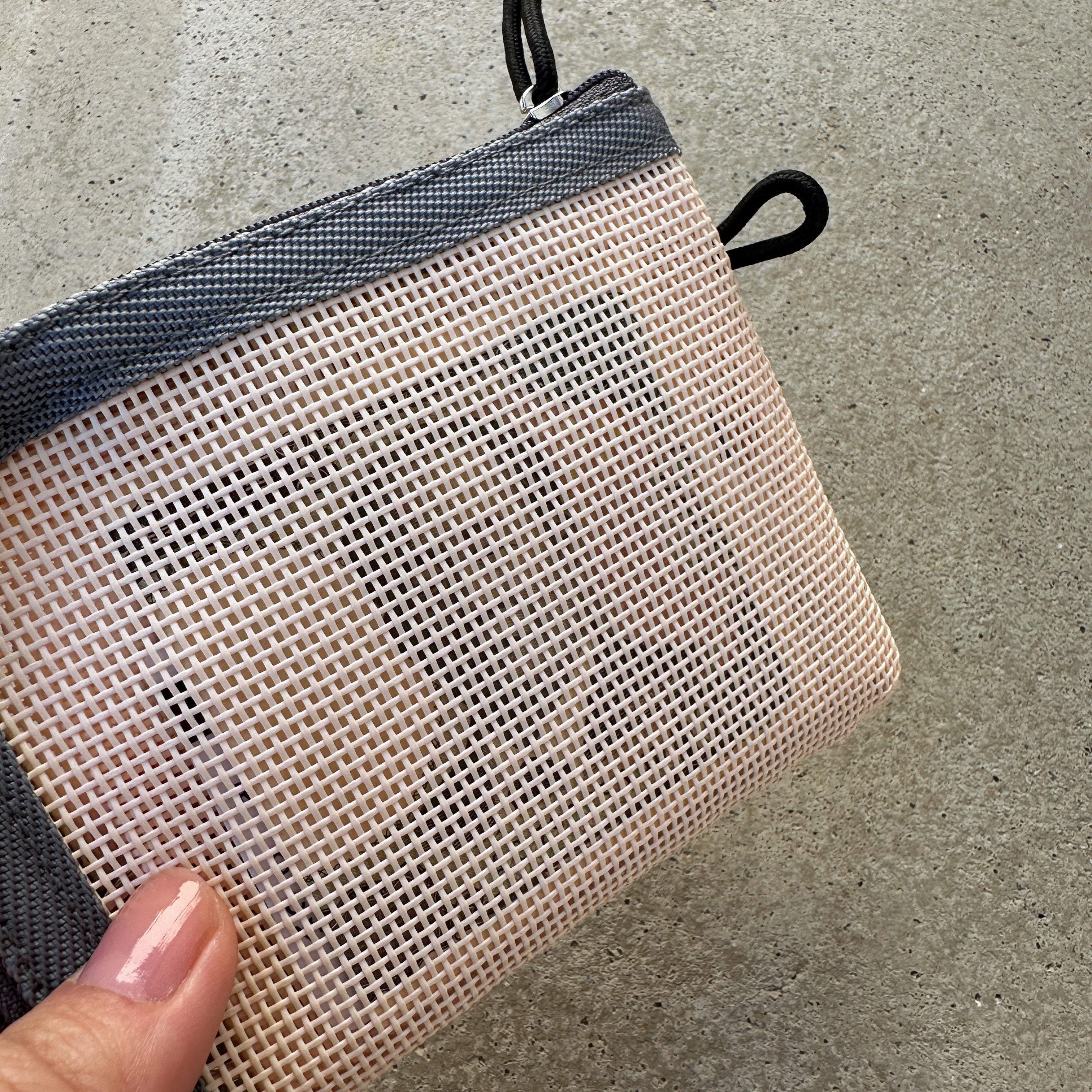 WEEKENDER] PVC MESH MULTI CASE – HEMING'S official online store