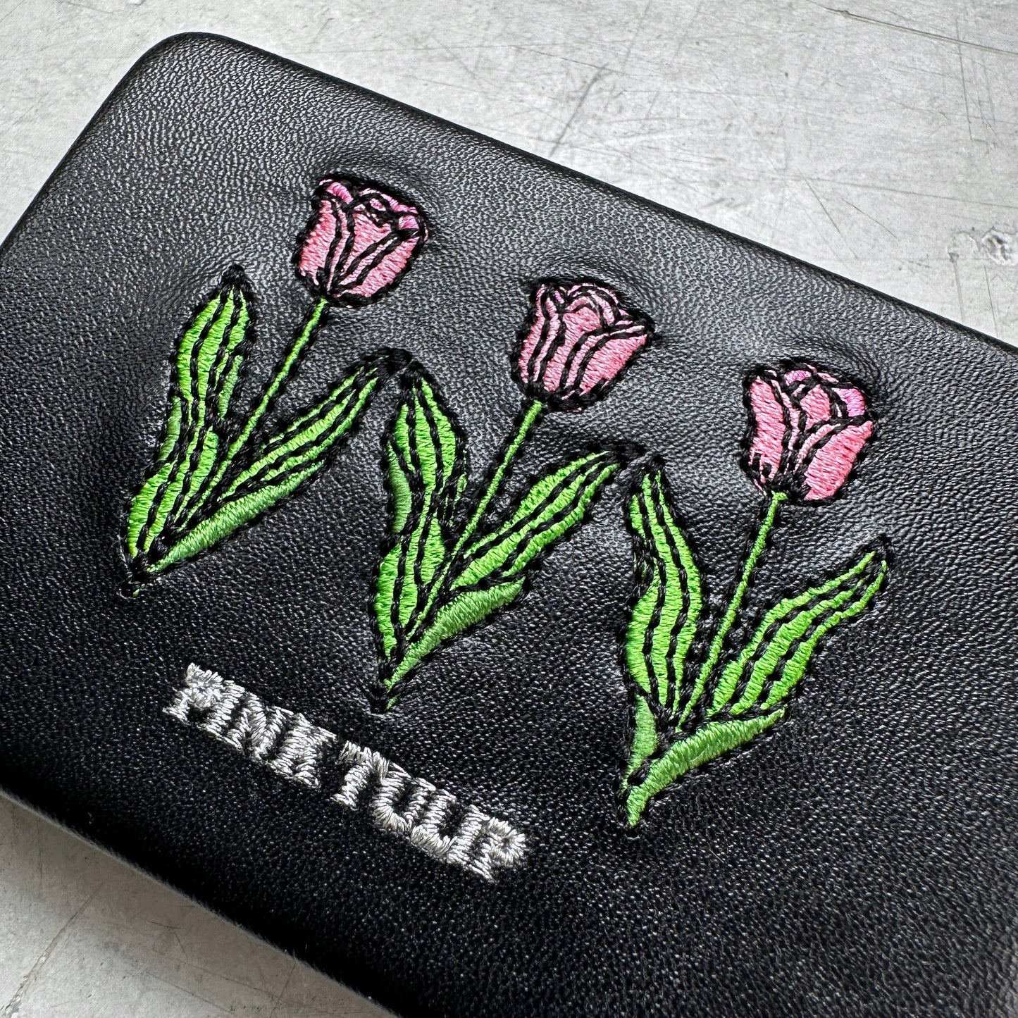 [JOliJOli] キャリング刺繍コンパクトミラーケース
