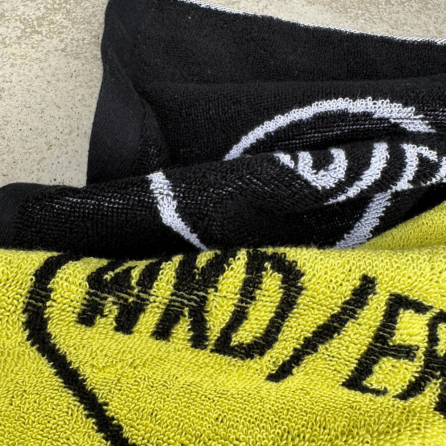 [WEEKENDER] LOGO TOWEL