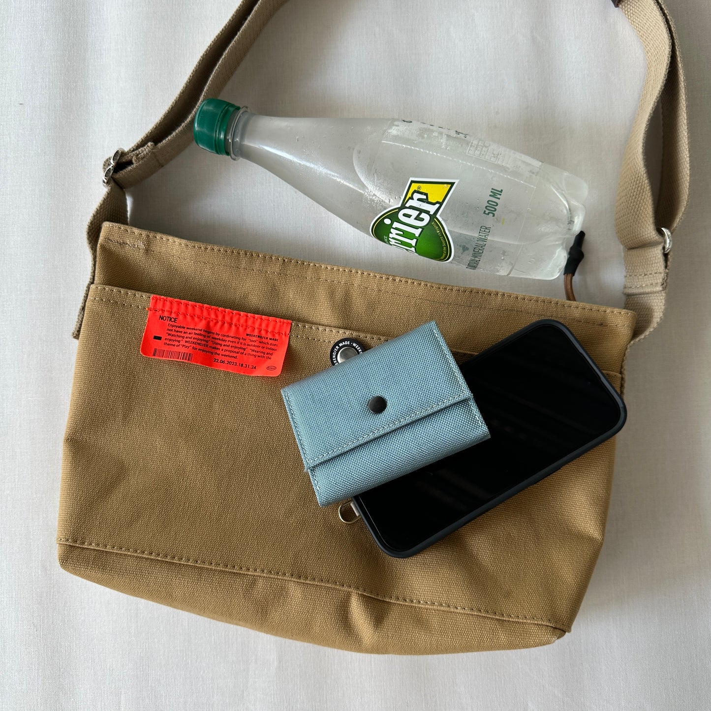 [WEEKENDER] WORKERS SHOULDER