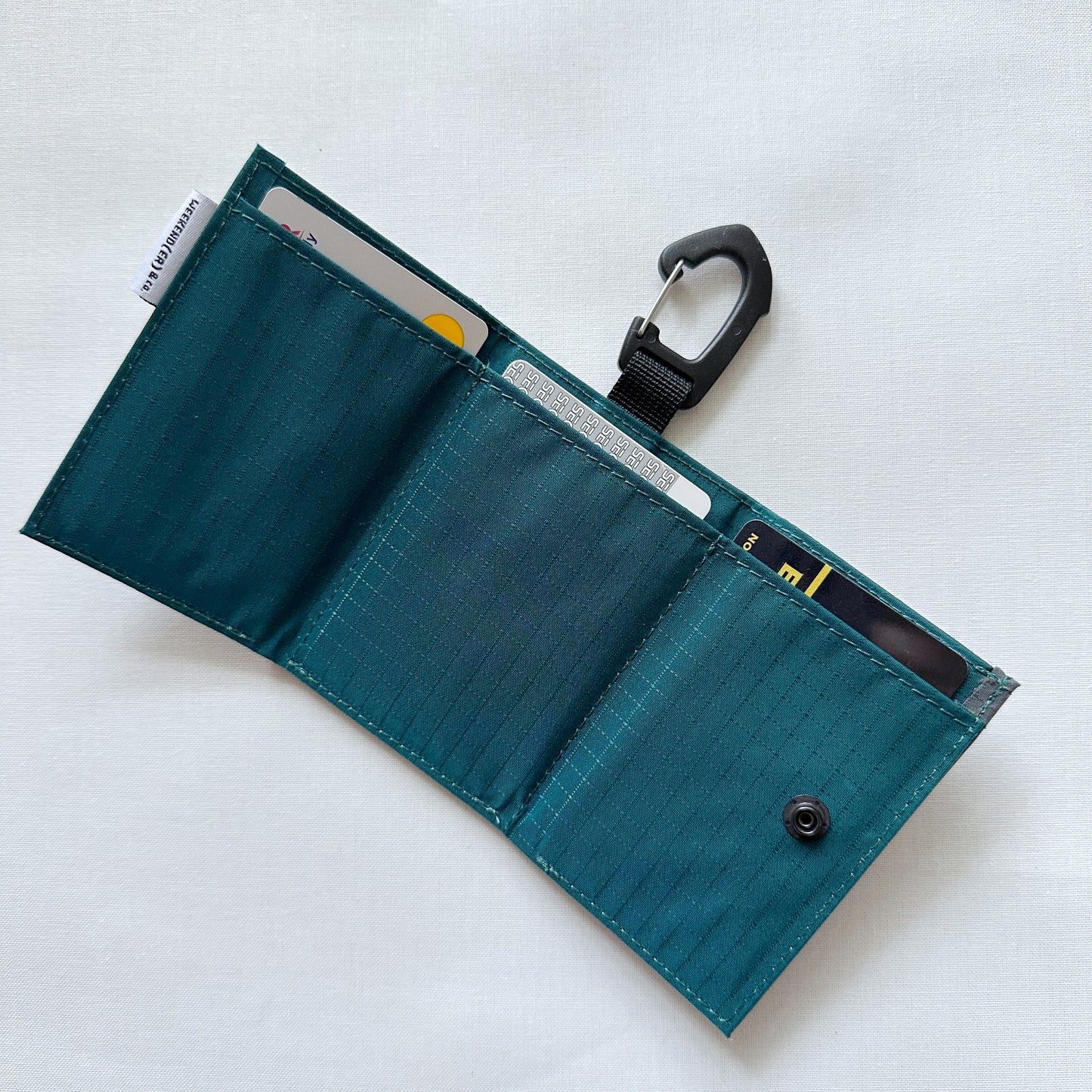 [WEEKENDER] coruri HUNGWALLET “RIP”
