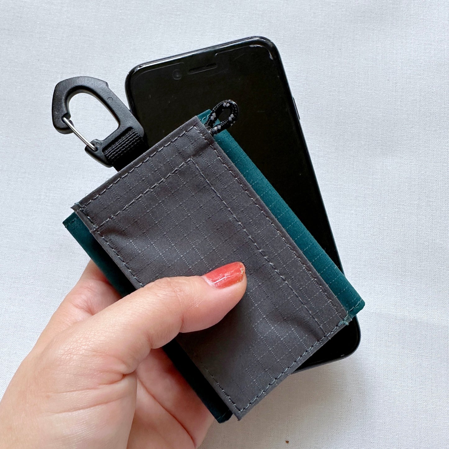 [WEEKENDER] coruri HUNGWALLET “RIP”