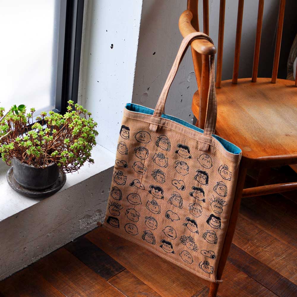 極美品★HERMES★ ハンカチ メンズ ２本ライン サックスブルー 箱・タグ付 メタリックアクセント ポインテッドトゥスリングバックパンプス