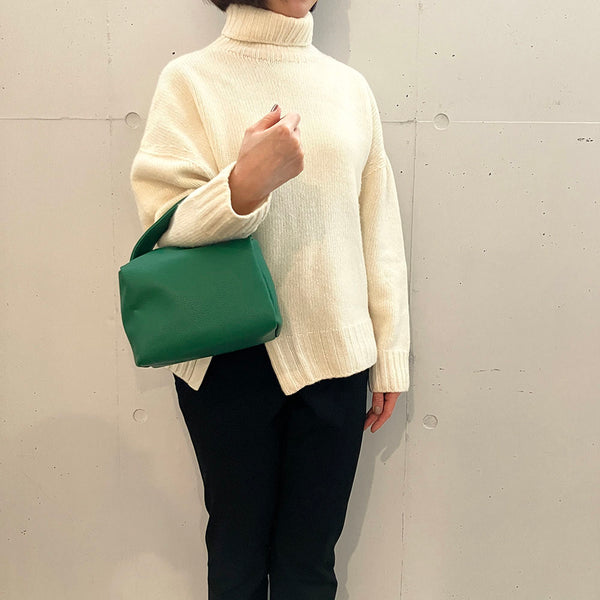[Finissage] SQUARE ONE HANDLE BAG