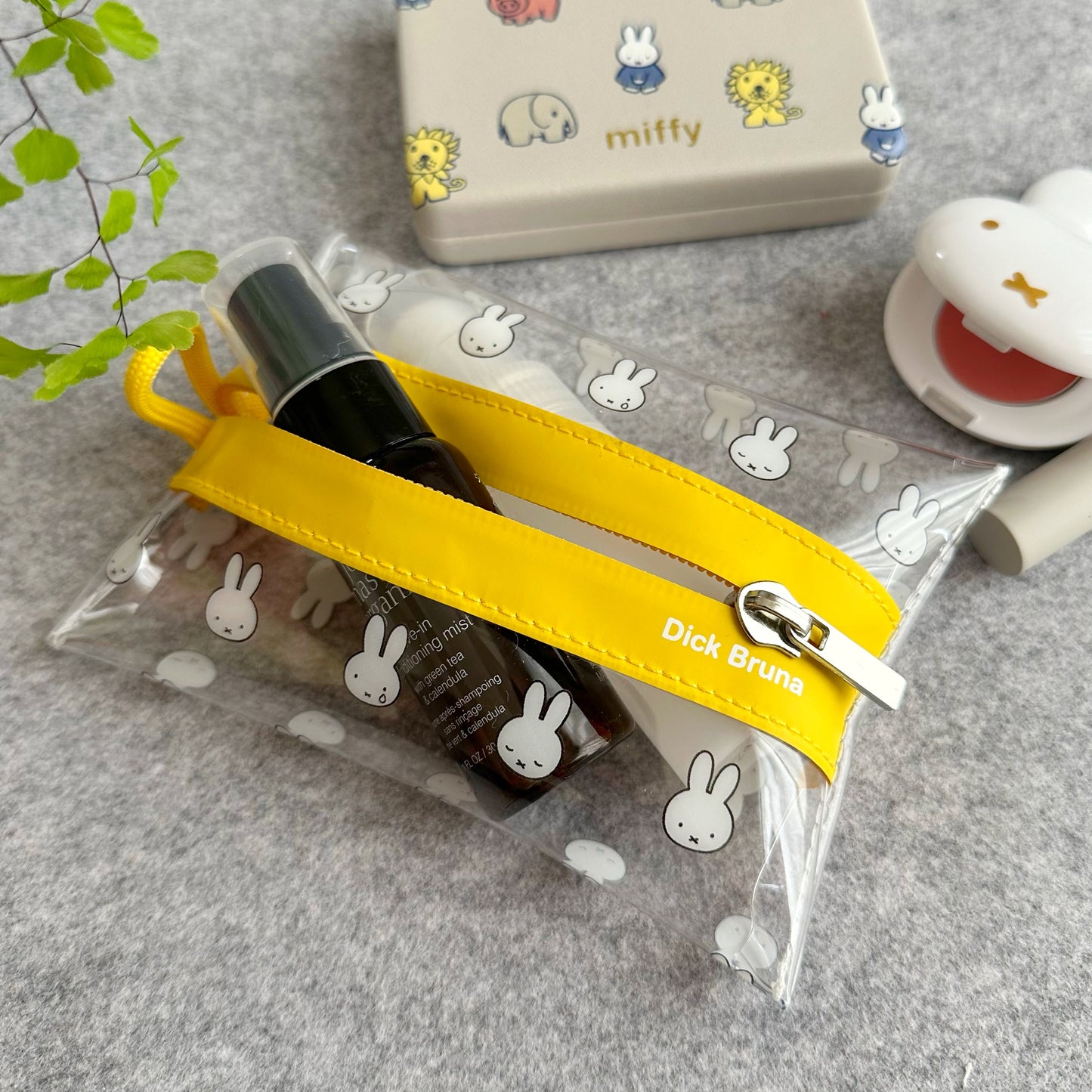 [Dick Bruna] 【ストア限定】CLEARオープンクローズポーチＳ
