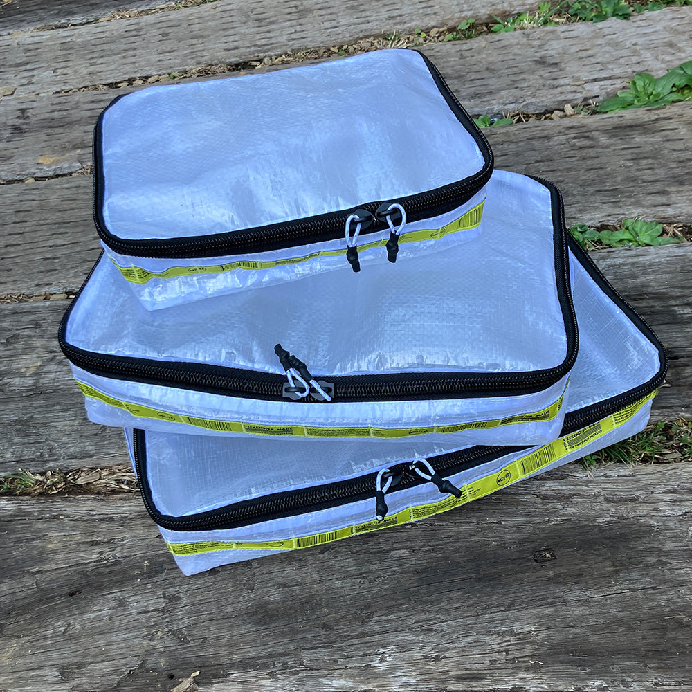 [WEEKENDER] PE TRAVEL CASE/L